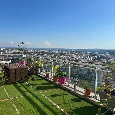 Chambre Dans Les Hauteurs De Lyon Proche Fourviere Chez L Hote Buitenkant foto