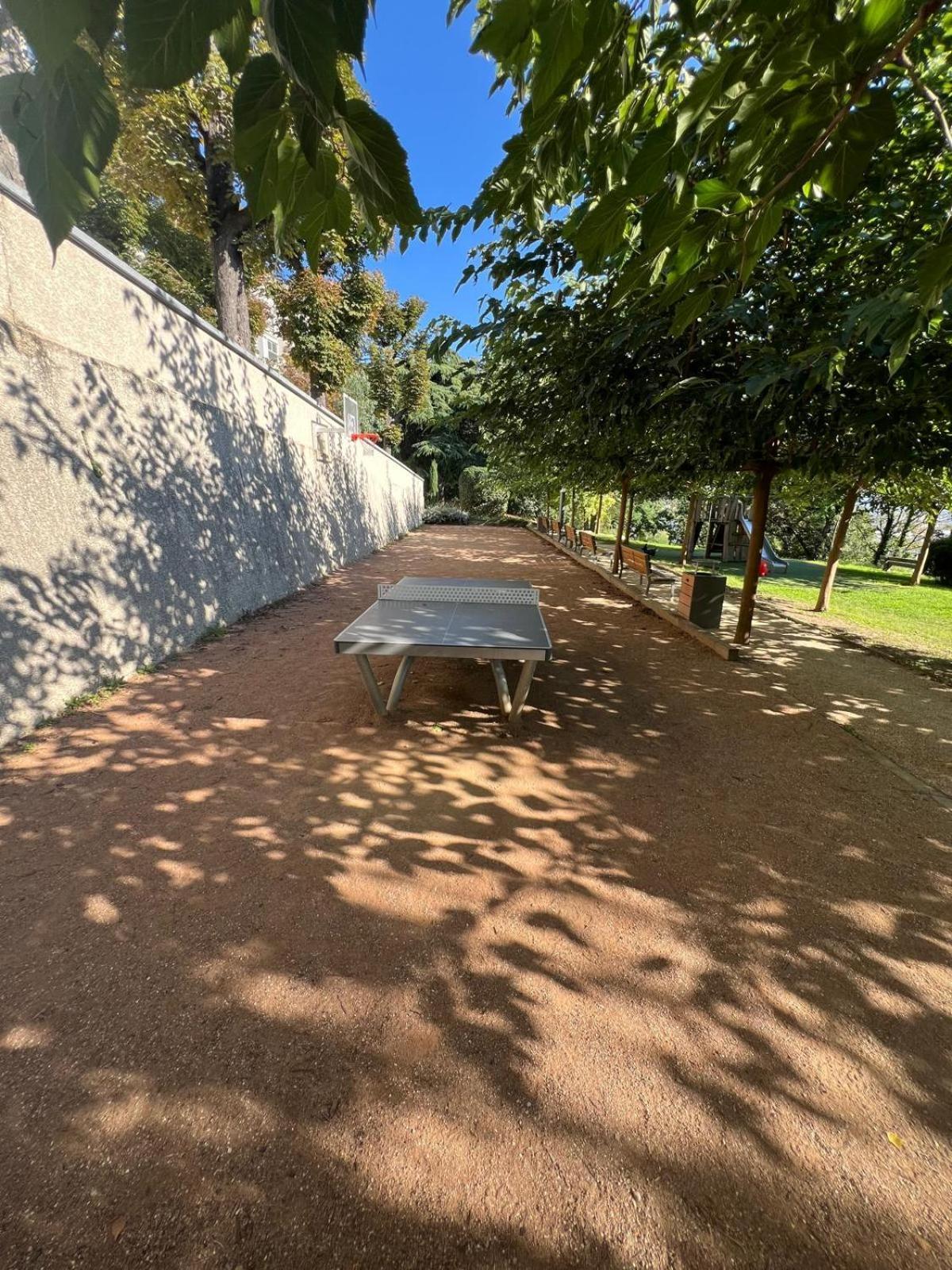 Chambre Dans Les Hauteurs De Lyon Proche Fourviere Chez L Hote Buitenkant foto